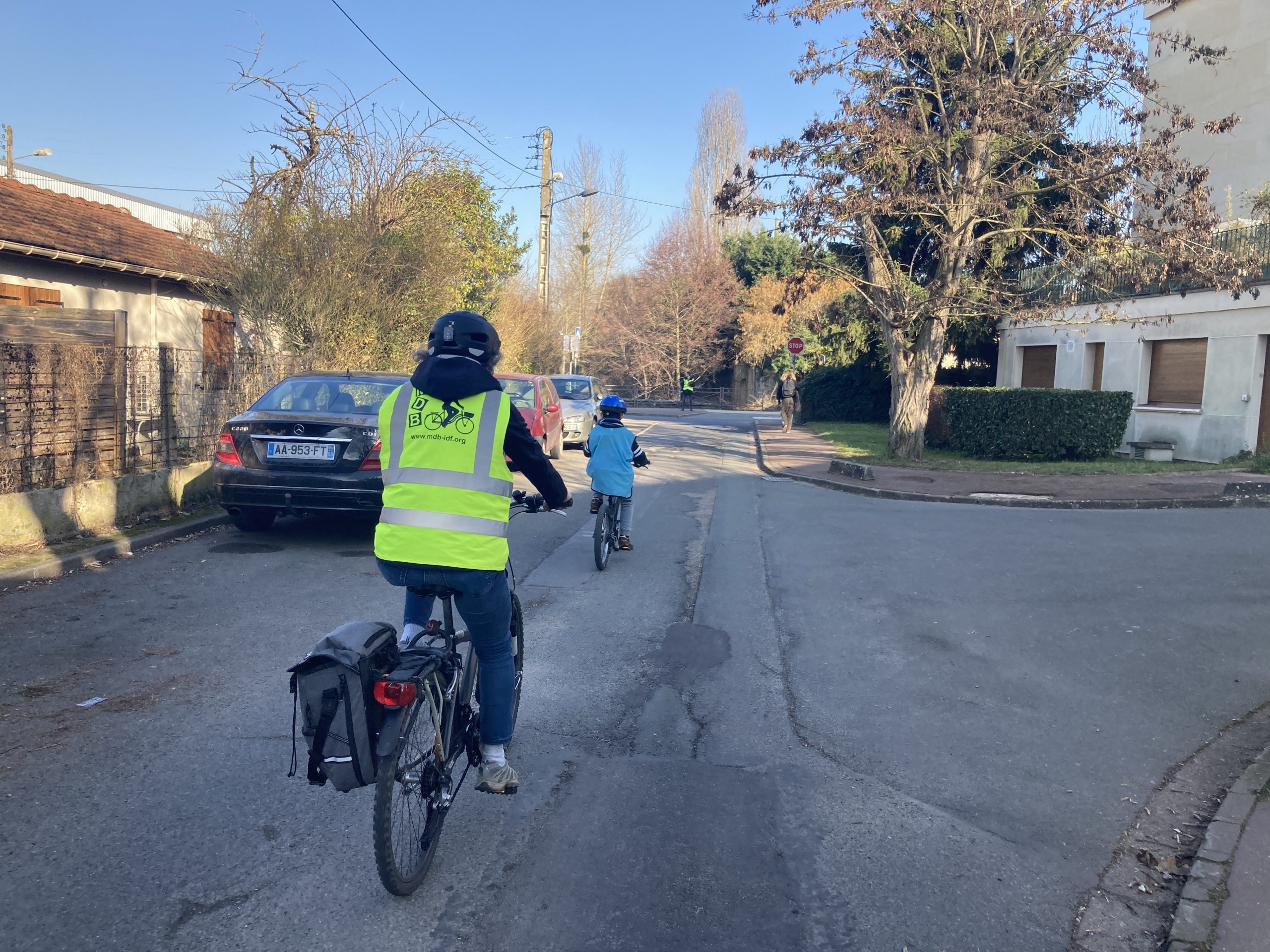 Savoir rouler à vélo : les CM2 de Bures évalués !